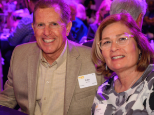 Jeanne and John Cooney at H4CN_Gala 2023-100